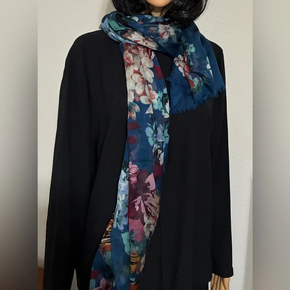 Shawl wrap Navy Blue Floral Scarf w/exotic Bird design Oblong 27x72 Colorful